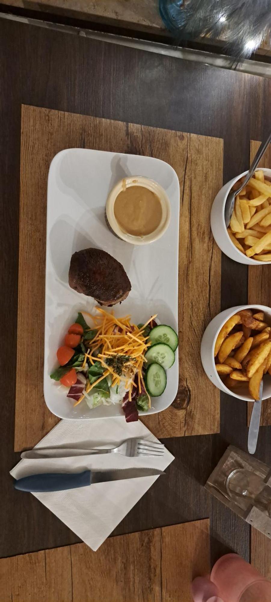 Dikke Vriend , Herberg & Taverne Chiny Bagian luar foto