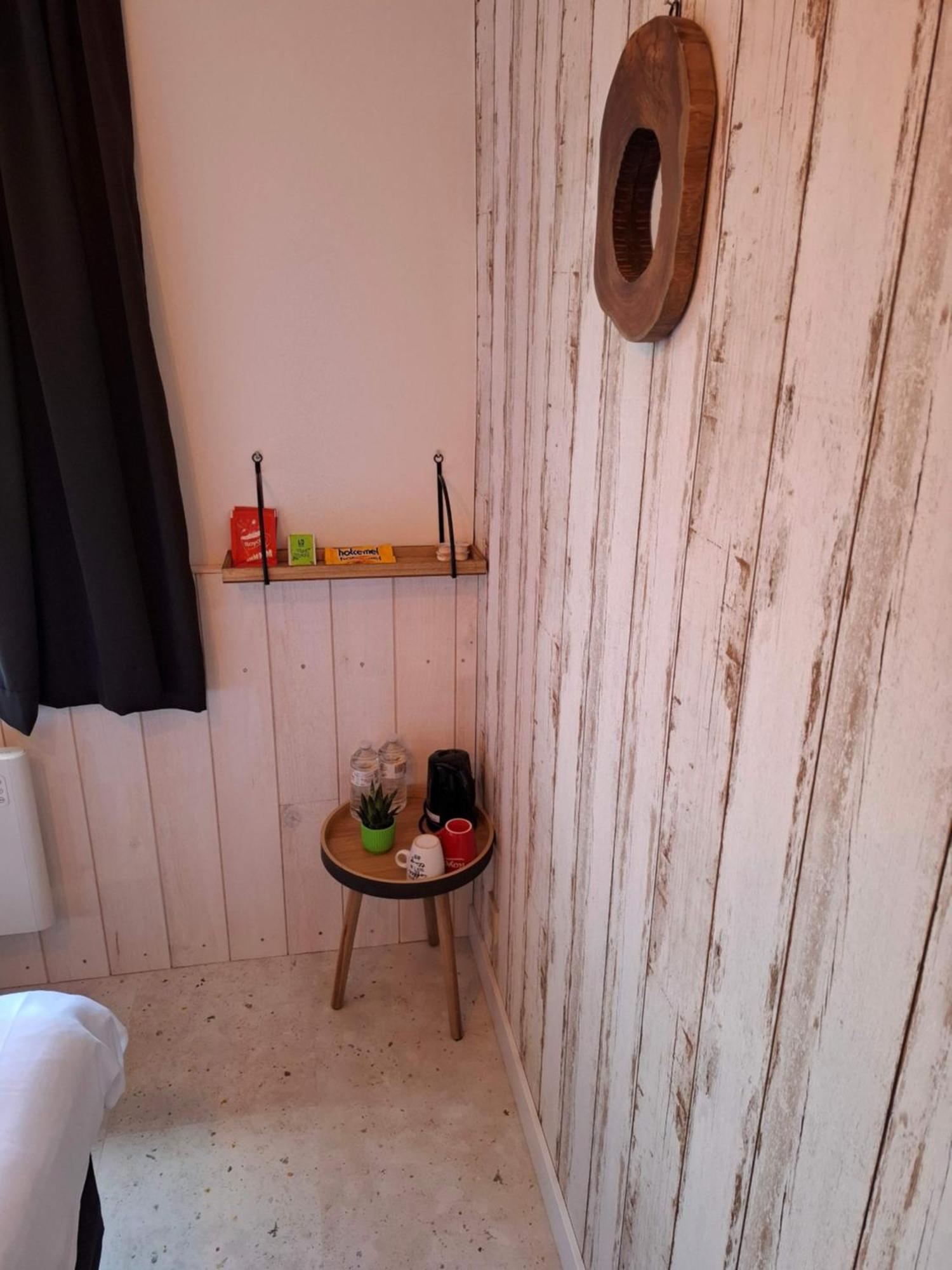 Dikke Vriend , Herberg & Taverne Chiny Bagian luar foto